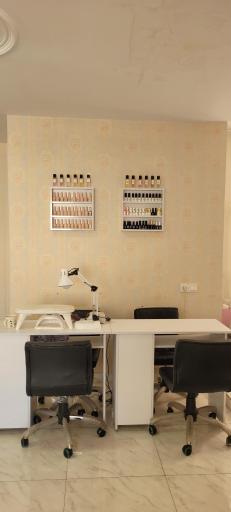 عکس آموزشگاه و سالن زیبایی نداامیراحمدی 