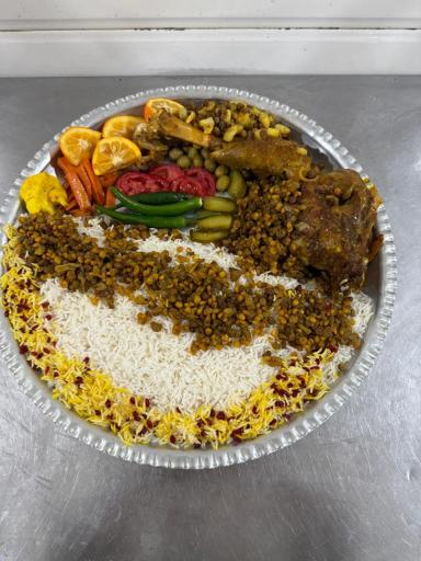 عکس کترینگ و تهیه غذای طیبی 