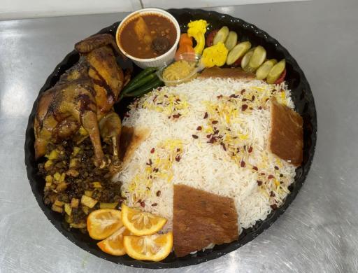 عکس کترینگ و تهیه غذای طیبی 