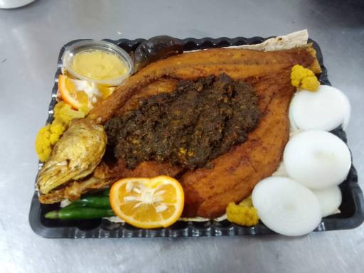 عکس کترینگ و تهیه غذای طیبی 