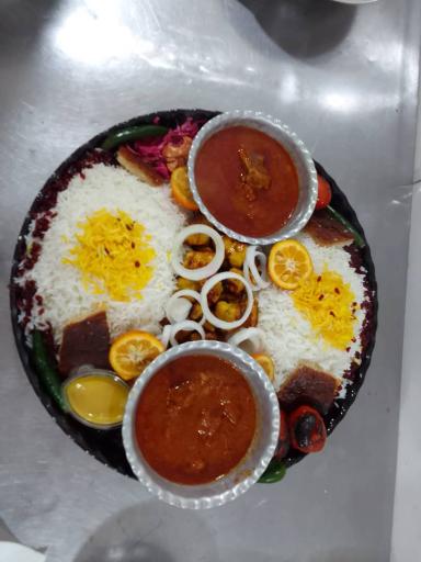 عکس کترینگ و تهیه غذای طیبی 