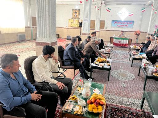 عکس دبیرستان امام خمینی