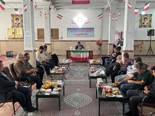 عکس دبیرستان امام خمینی