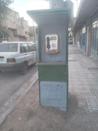 عکس تلفن عمومی