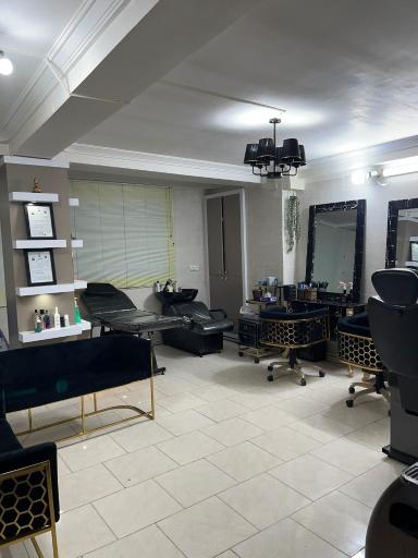 عکس سالن زیبایی لیلا عراقی