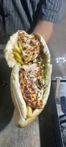 فست فود نیم بها 