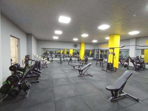 عکس باشگاه بدنسازی تاپ استایل