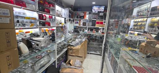 عکس هدلایت مارکت