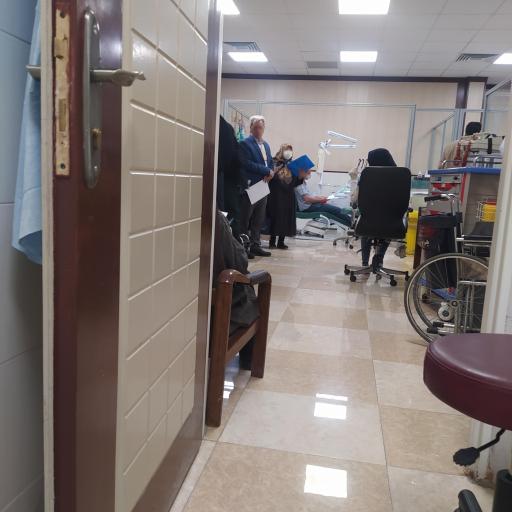 عکس مرکز تصویربرداری تخصصی دهان، فک و صورت حورا