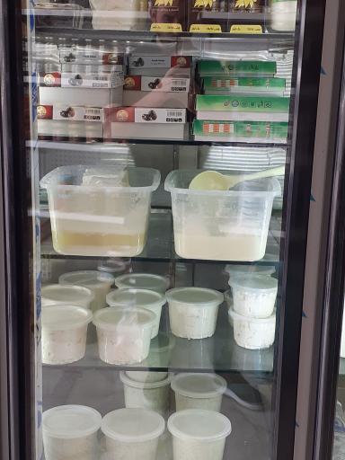 عکس لبنیات سنتی حیدری شعبه ۲