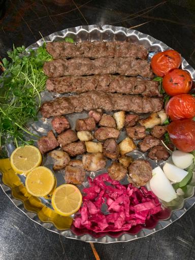 عکس کافه باغ دیار