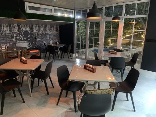 عکس کافه باغ دیار