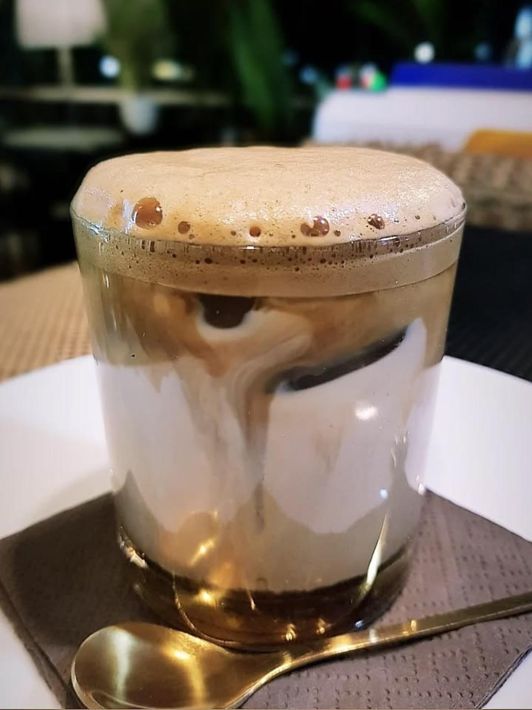 عکس کافی شاپ کاست