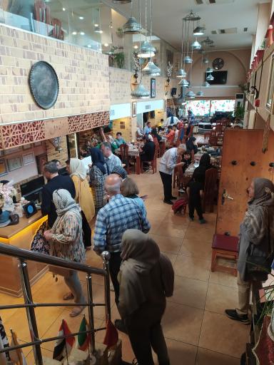 عکس رستوران دارچین