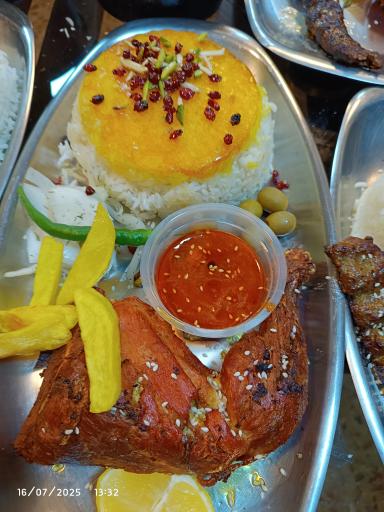 عکس کترینگ سینی پر 