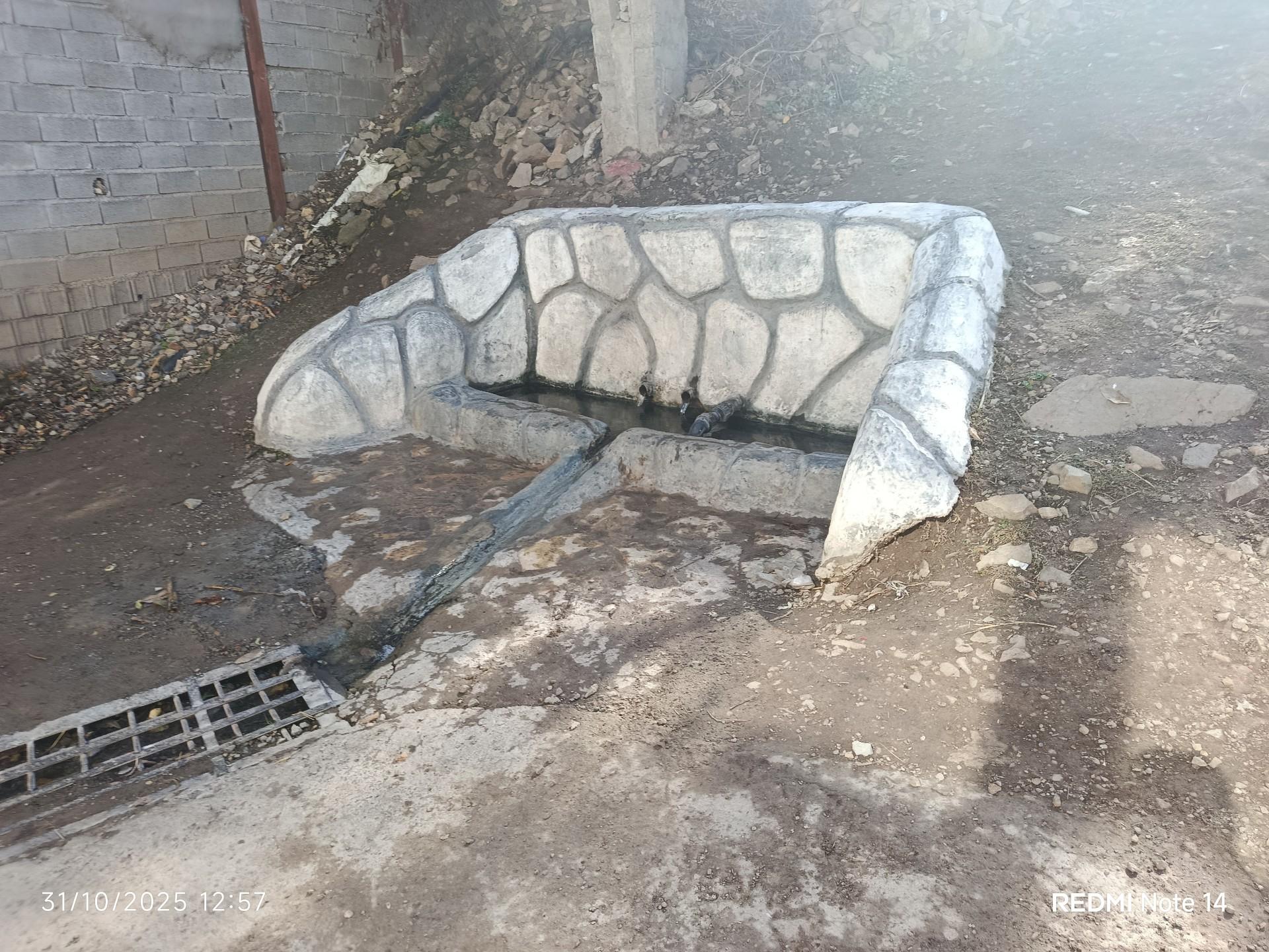 عکس چشمه آب آشامیدنی روستای ملومه