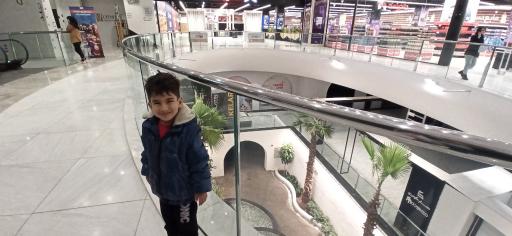 مرکز خرید و سرگرمی سیتی استار (ستاره شهر)