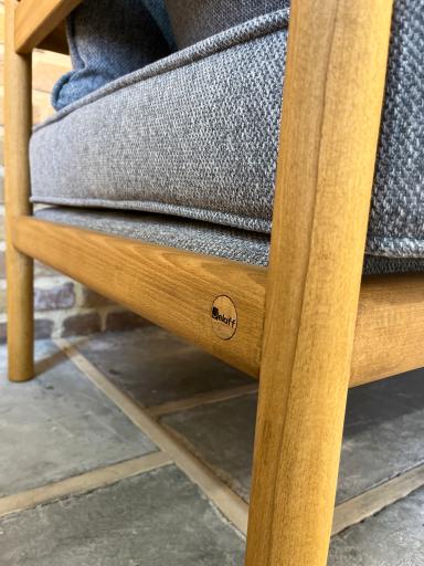 عکس کارخانه مبلمان جلاف