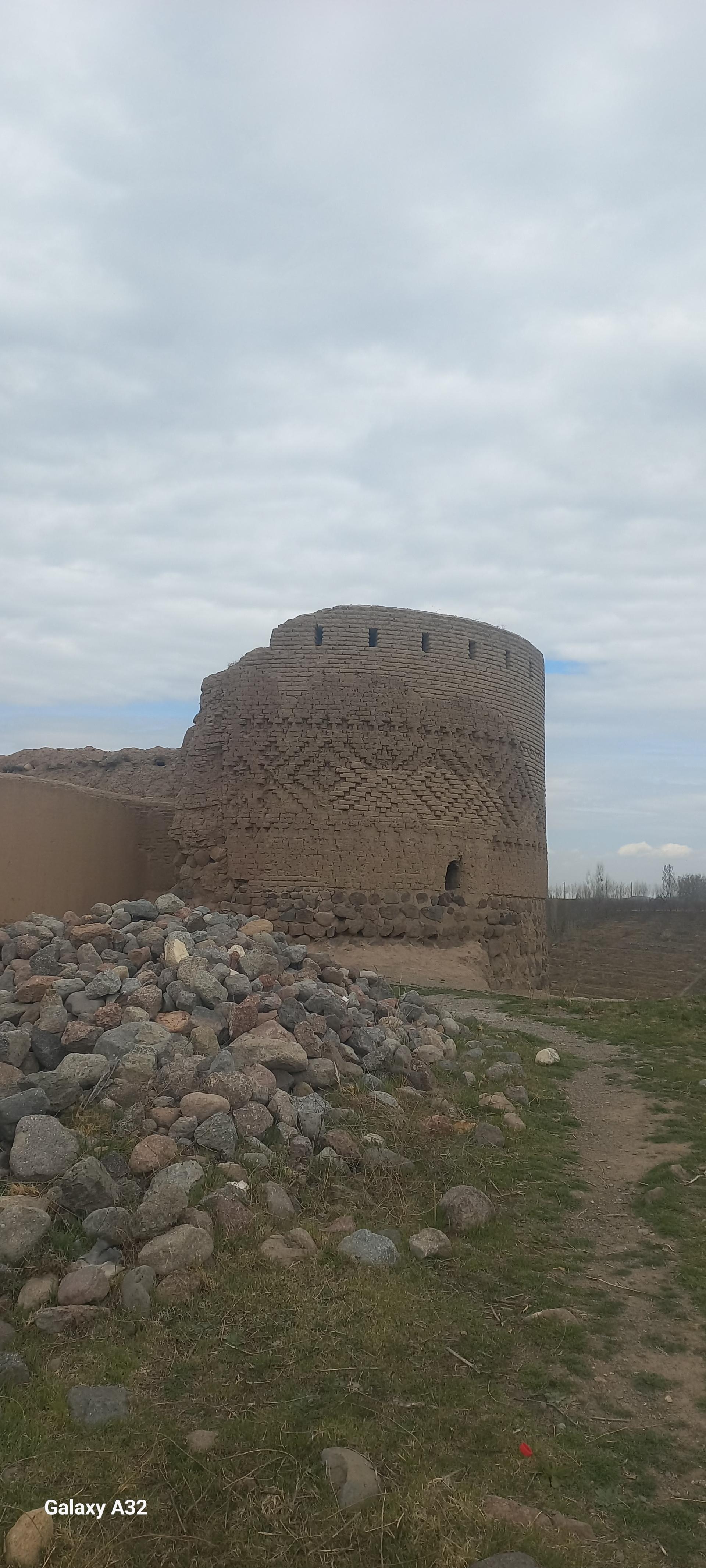 عکس کهنه قلعه