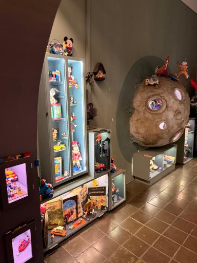 عکس موزه اسباب بازی