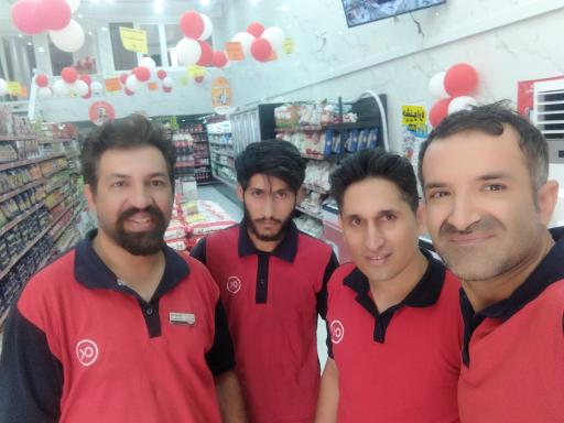 عکس افق کوروش شعبه قم خیابان کارگر