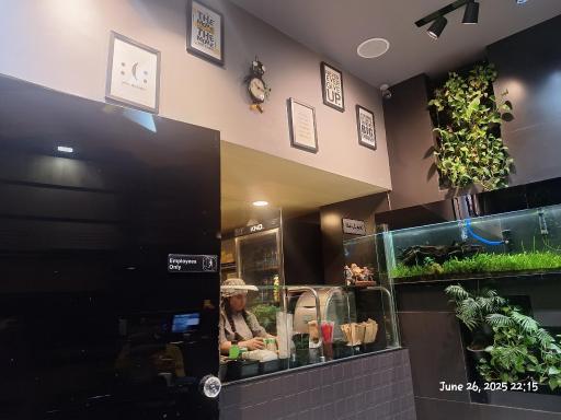 عکس فست فود پلان بی