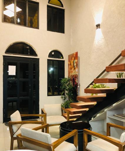 عکس کافه کتاب (ویژه بانوان)