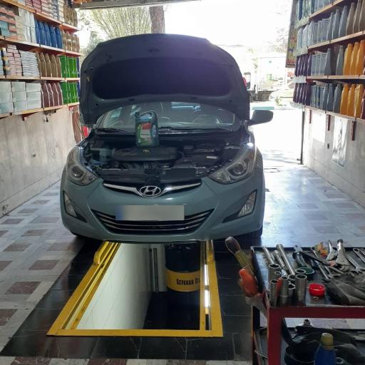 عکس اتوسرویس و تعویض روغنی واحد