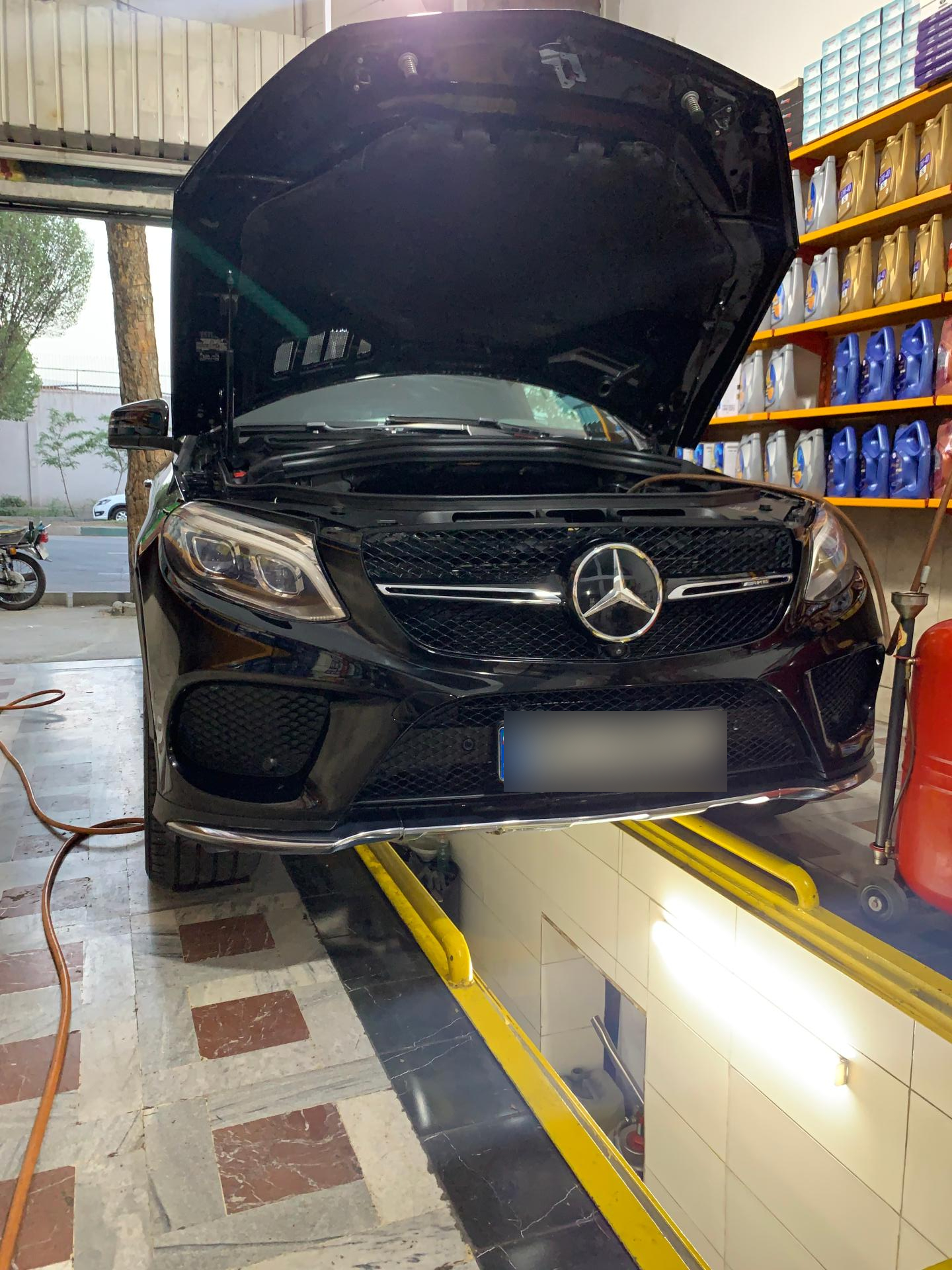 عکس اتوسرویس و تعویض روغنی واحد