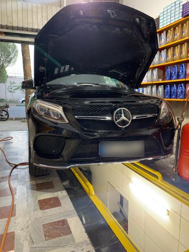 عکس اتوسرویس و تعویض روغنی واحد