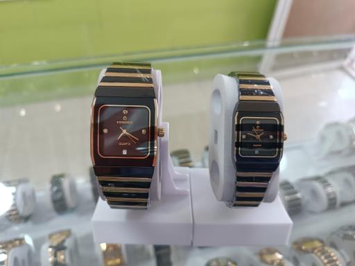 عکس فروشگاه ساعت کلاسیک