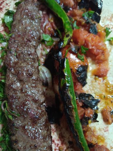 عکس کبابی رکورد حاج رجب