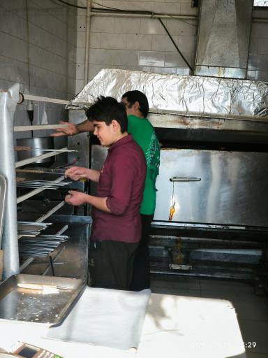 کبابی و قصابی شکیبا