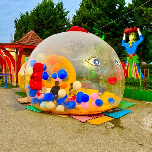 عکس شهربازی طلایی