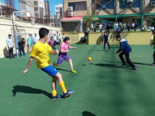 عکس دبیرستان دوره دوم غیر دولتی قلم