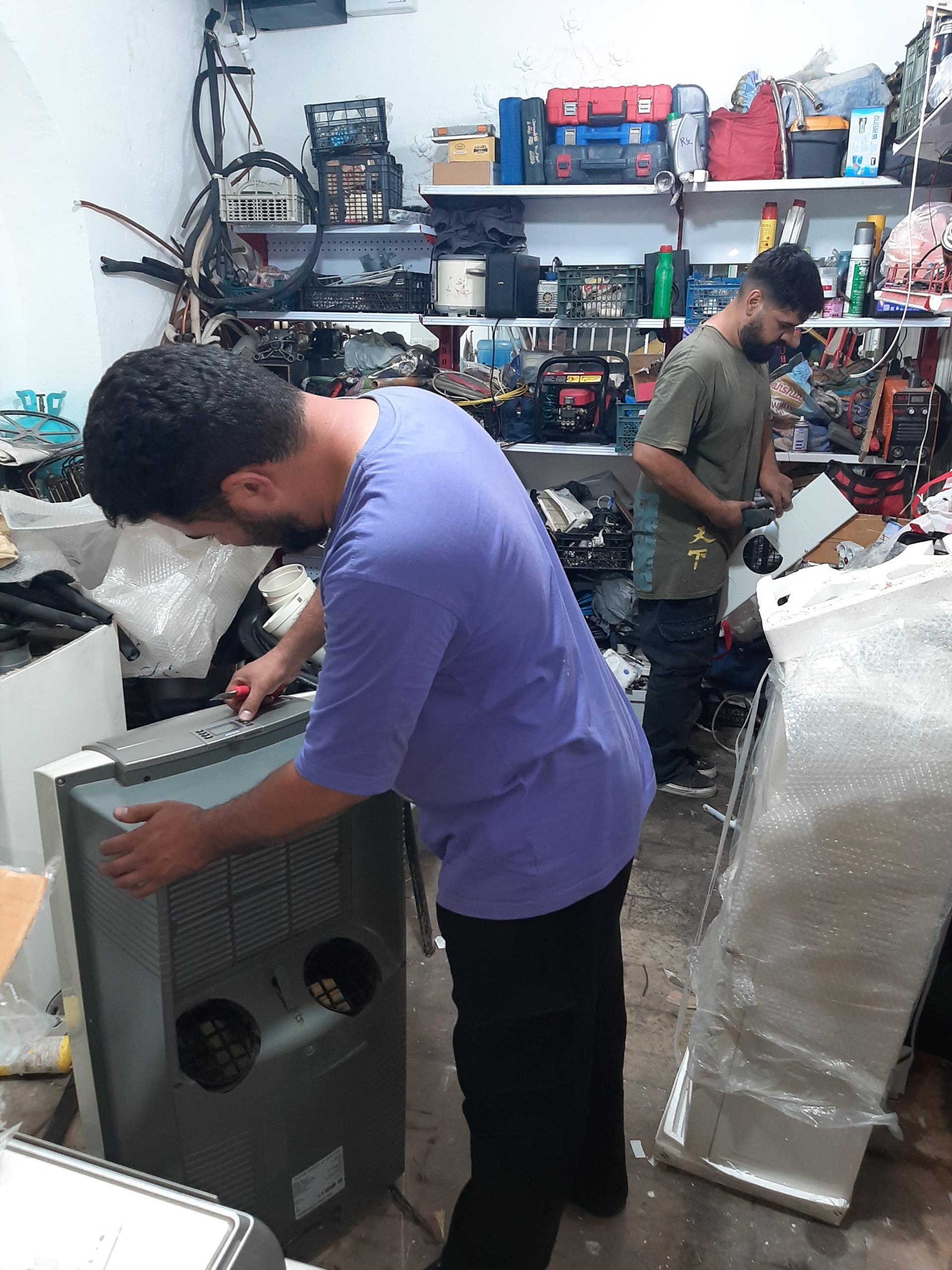 عکس تعمیرگاه لوازم خانگی