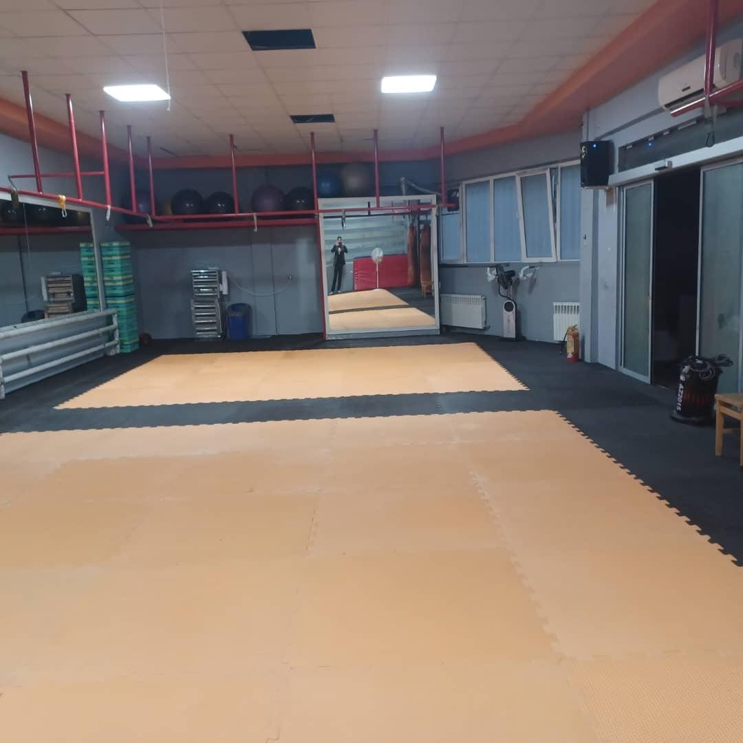 عکس خانه ورزش فدک