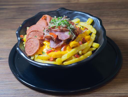 عکس کافه رستوران آرتیست