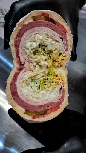 عکس ساندویچ سرد پنگوئن 