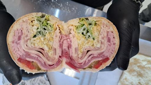 عکس ساندویچ سرد پنگوئن 