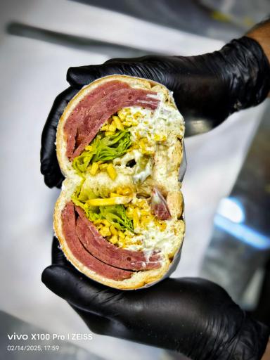 عکس ساندویچ سرد پنگوئن 