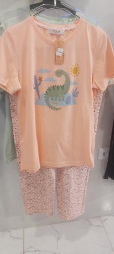 عکس پوشاک شهر تیشرت