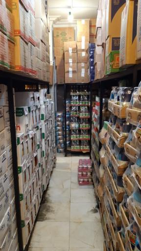 عکس مواد غذایی و بهداشتی دهکده