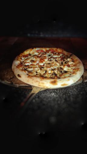 عکس کافه رستوران آرتیست