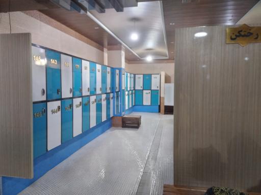 عکس استخر و مجموعه ورزشی آپادانا