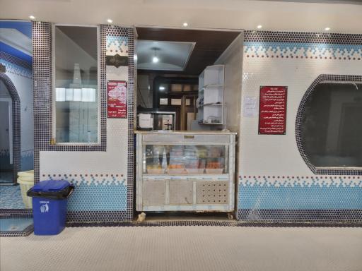 عکس استخر و مجموعه ورزشی آپادانا