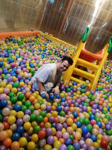 عکس زمین بازی پارک بسیج