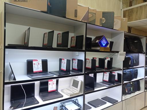 عکس لپ تاپ پیام