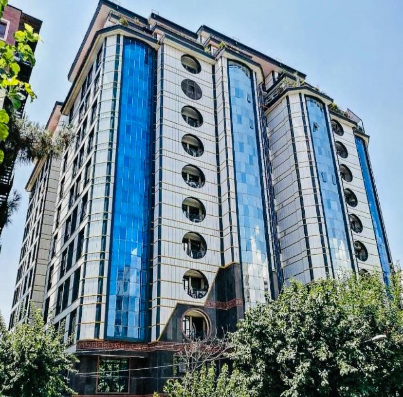 عکس برج باغ مسکونی آوا