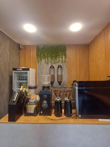 عکس کافه عنوان